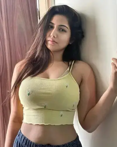 Escorts Ozhukarai